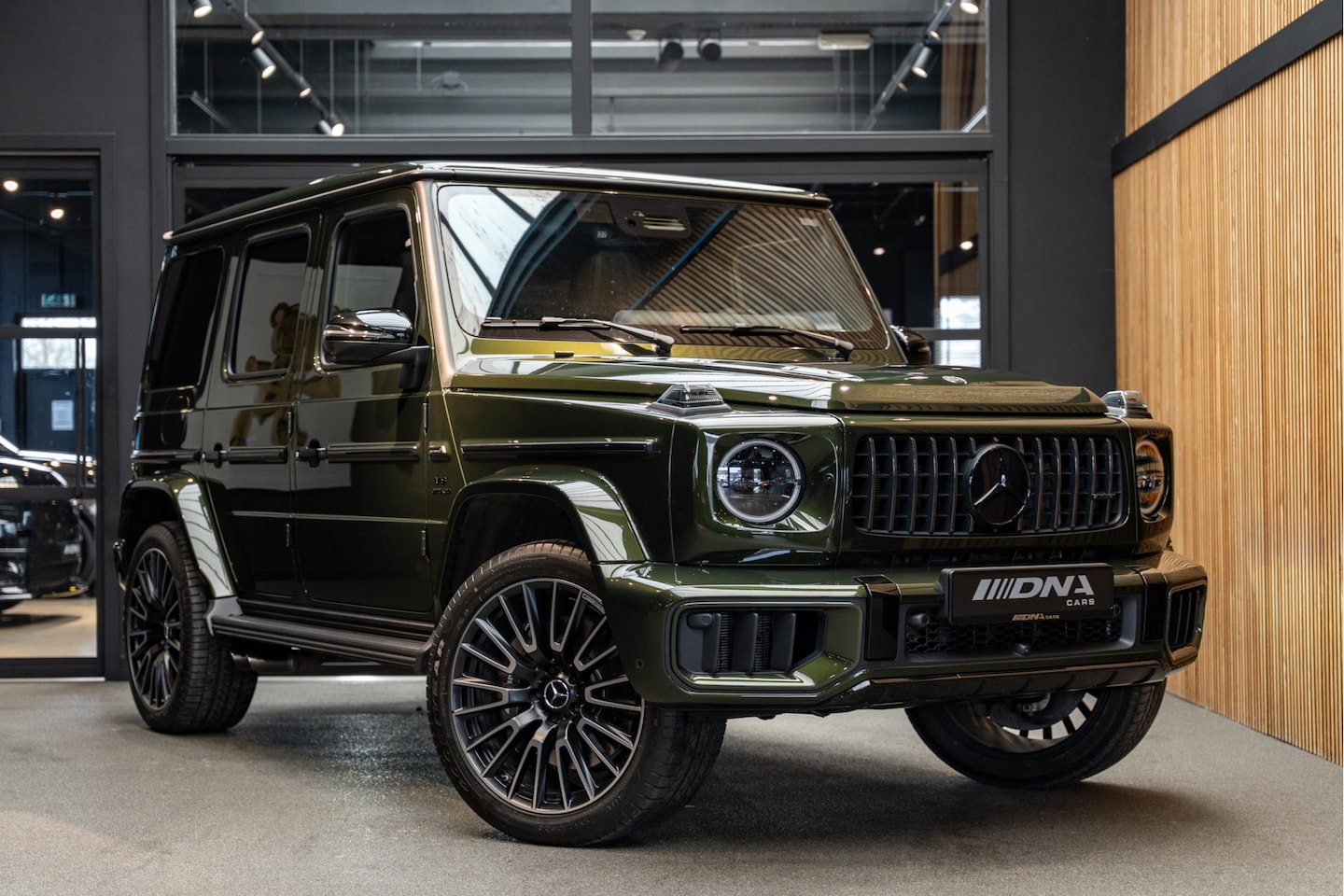 Mercedes-Benz G-klasse - G63 AMG Stoelventilatie Nappa Leder G63 Burmester Pano - AutoWereld.nl