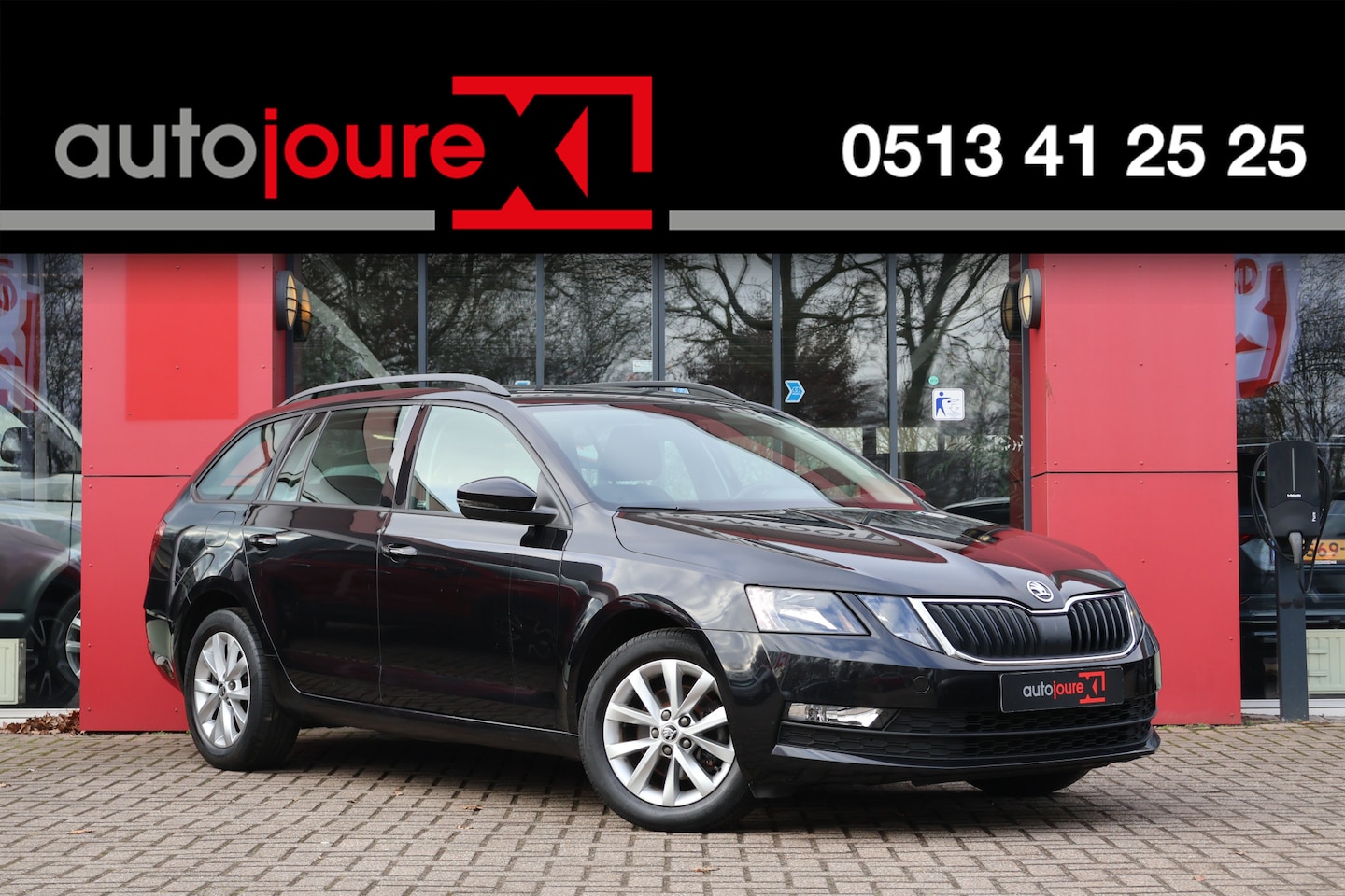Skoda Octavia Combi - 1.0 TSI Greentech Business Edition | Origineel NL | Cruise Control | Navigatie | Trekhaak - AutoWereld.nl