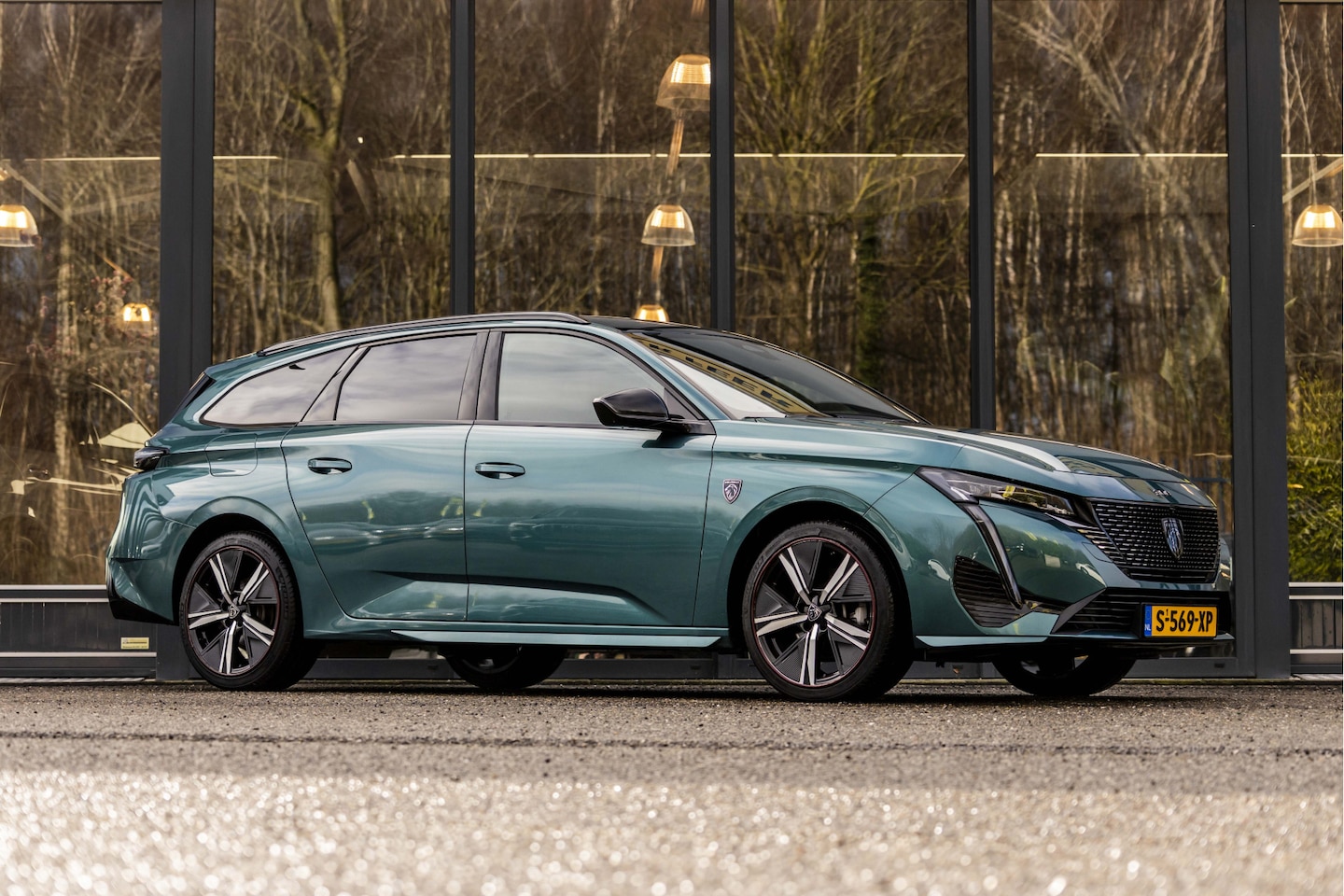 Peugeot 308 SW - 1.2 PureTech GT 1.2 PureTech GT - AutoWereld.nl