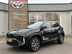Toyota Yaris Cross - 1.5 HYBRID STYLE PANODAK EL-ACHTERKLEP HEAD-UP KEYLESS STOEL/STUURVERW NAVI