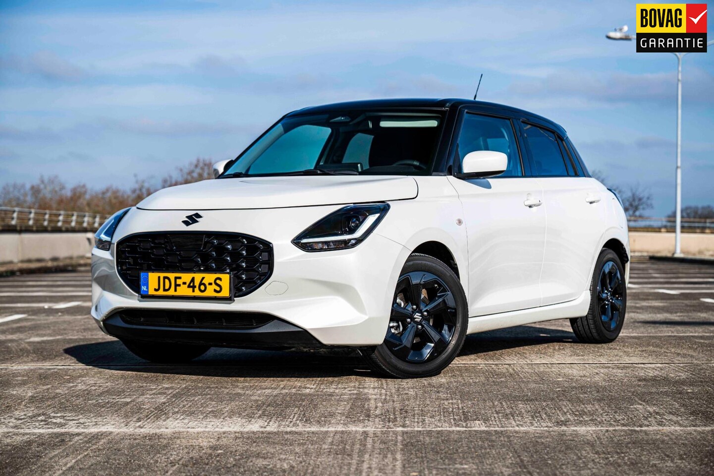 Suzuki Swift - 1.2 Select Smart Hybrid | Automaat | Apple CarPlay | Adaptive Cruise Control | Navigatie | - AutoWereld.nl