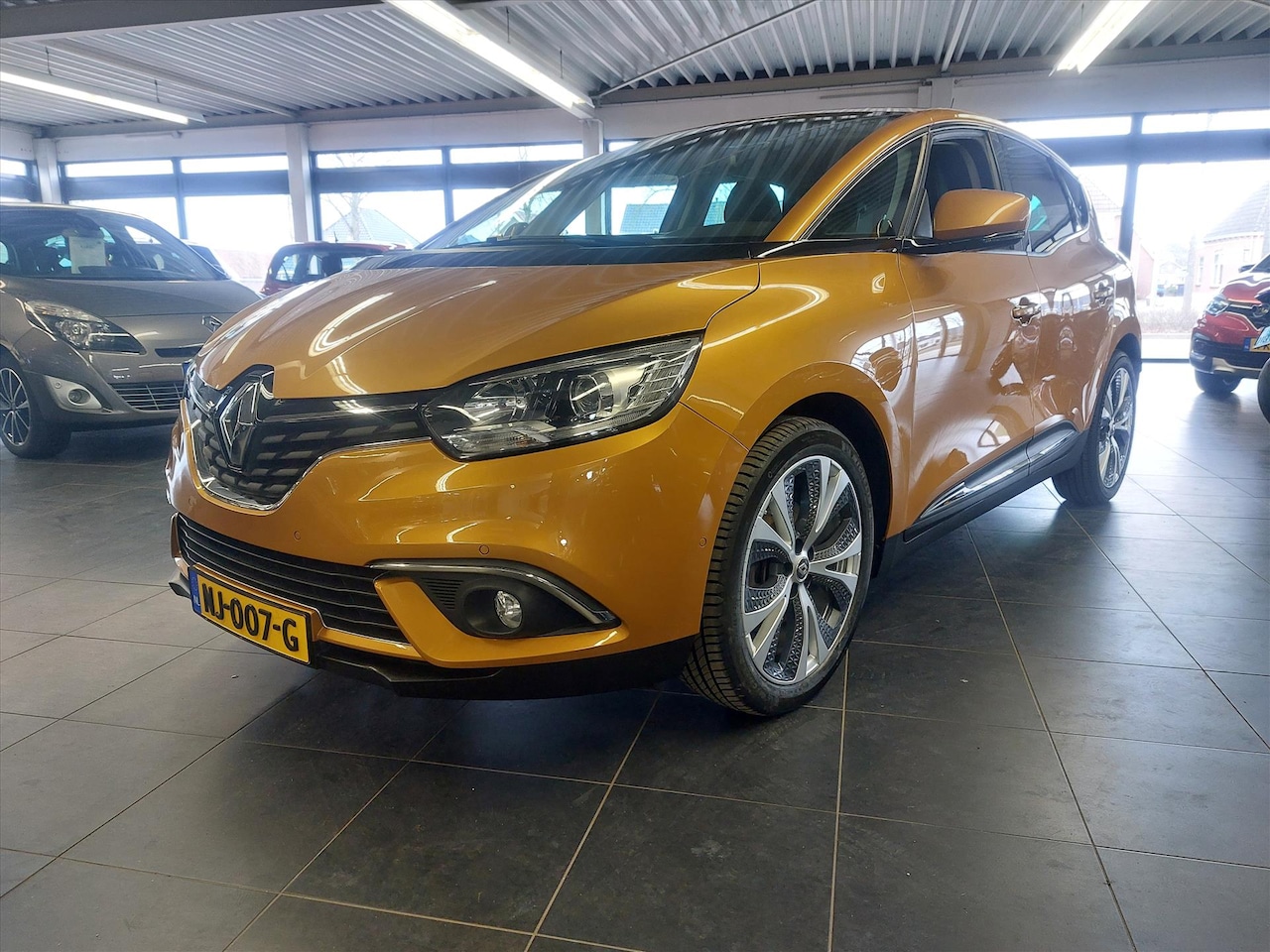 Renault Scénic - 1.2 Energy TCe 130pk Intens - AutoWereld.nl