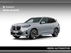 BMW X3 - 30e xDrive M-Sport | Panorama | 21" | Trekhaak | Harman Kardon | Ventilatie | Driving Assi