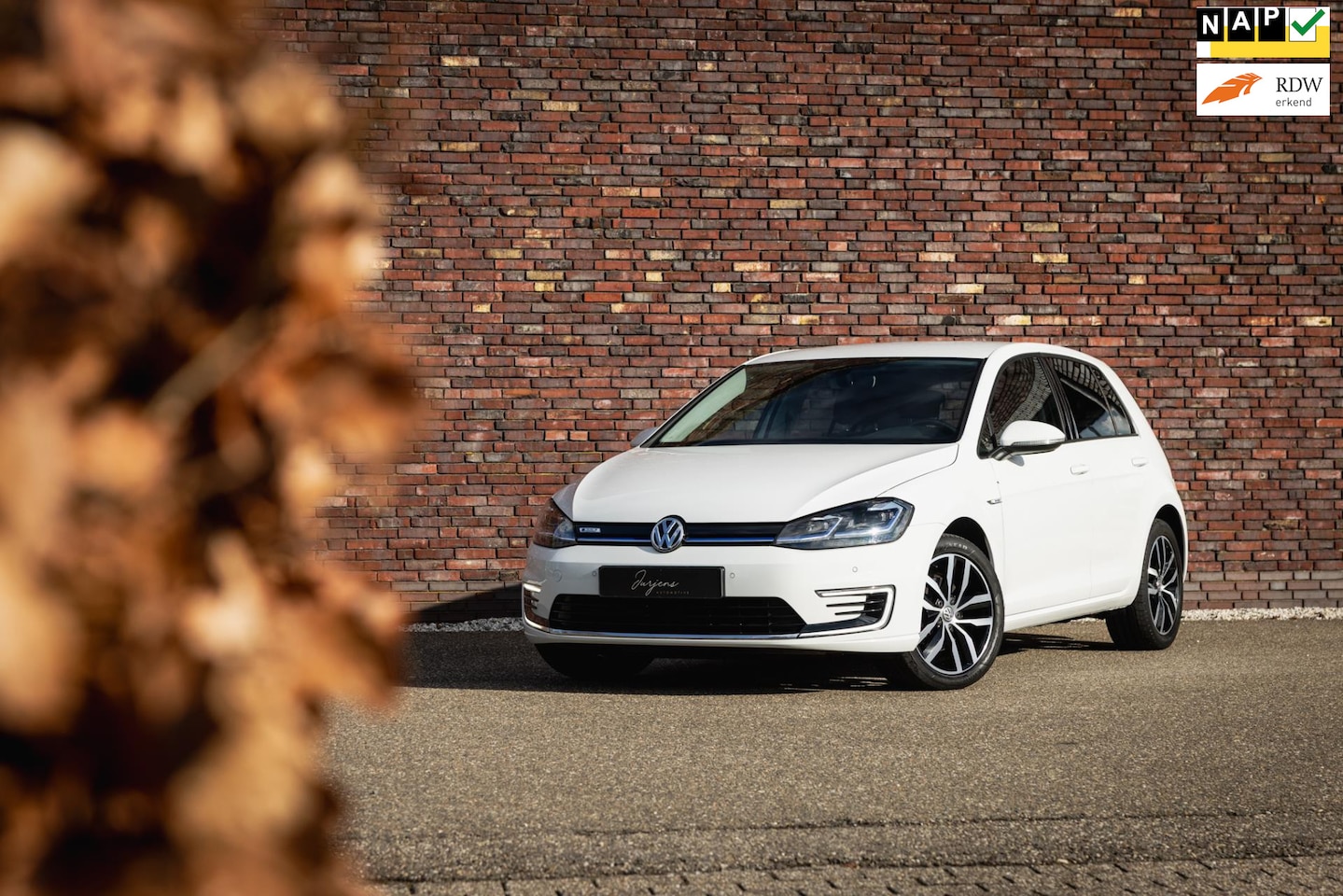 Volkswagen e-Golf - E-DITION | Lage KM | LED | Virtual Cockpit | Orig NL | - AutoWereld.nl