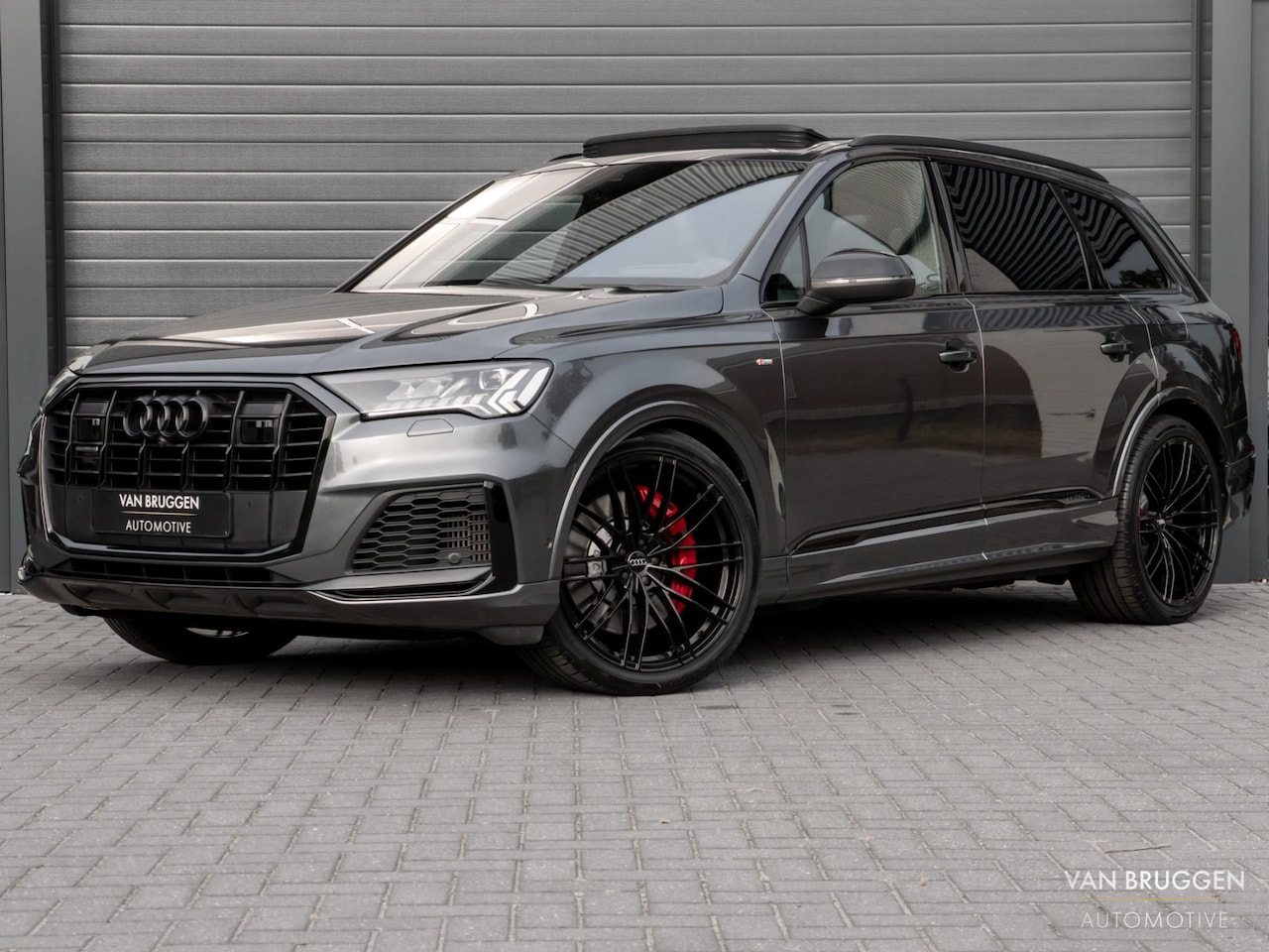 Audi Q7 - 60 TFSI e quattro Competition Pano RS-Stoelen Trekhaak B&O 360 BTW Massage - AutoWereld.nl