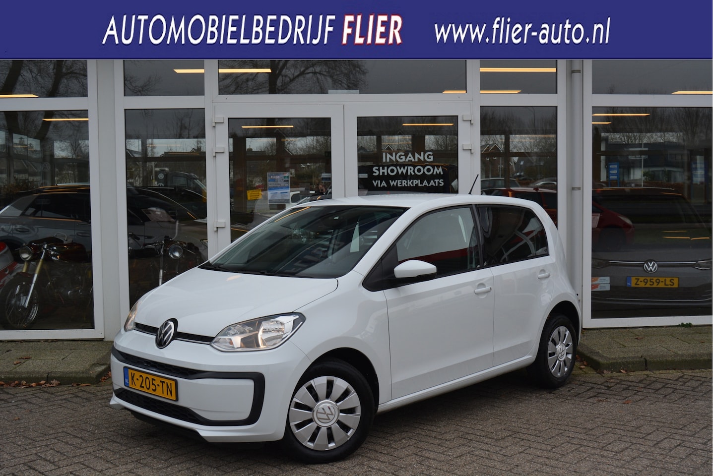 Volkswagen Up! - 1.0 66PK Move Up! ✅ DAB+ ✅ Orig. NL ✅ NAP ✅ - AutoWereld.nl