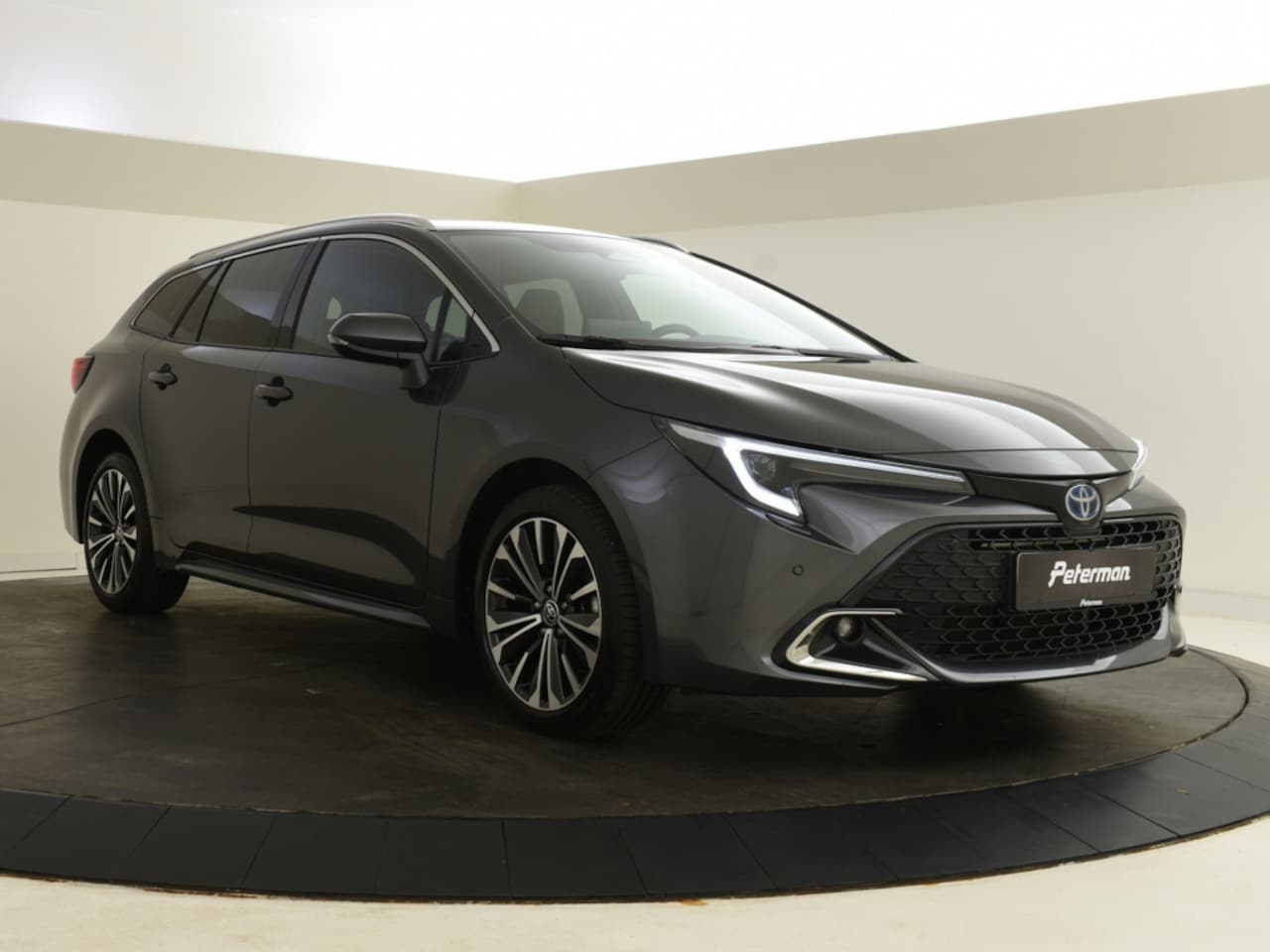 Toyota Corolla Touring Sports - Hybrid 140 Style | Keyless | PDC | Elektrische A. Klep - AutoWereld.nl
