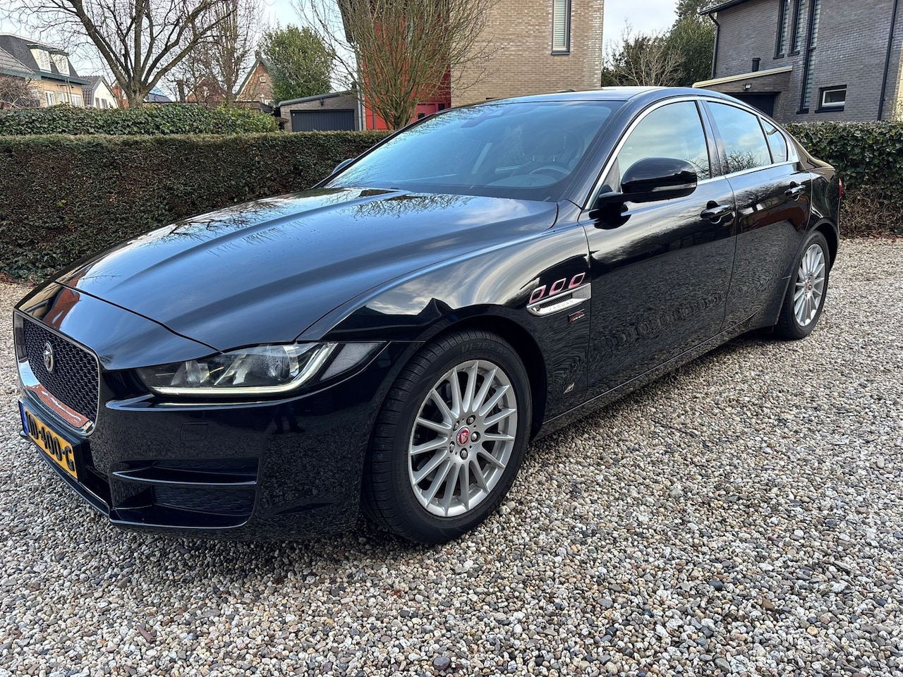 Jaguar XE - 2.0 D Pure 2.0 D Pure - AutoWereld.nl