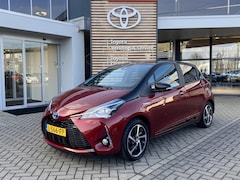 Toyota Yaris - 1.5 HYBRID EXECUTIVE KEYLESS BLUETHOOTH CAMERA LM-VELGEN NAVI AIRCO LEDER