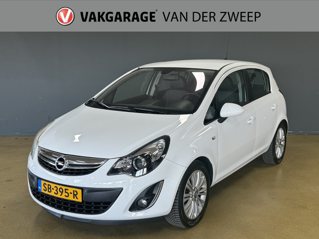 Opel Corsa - 1.4-16V Anniversary Edition | Automaat - AutoWereld.nl