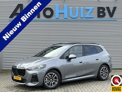 BMW 2-serie Active Tourer - 218i M Sport Trekhaak Panoramadak Stuurwielverwarming Stoelverwarming Keyless Entry