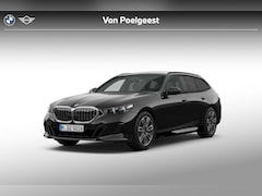 BMW 5-serie Touring - 520i | M Sportpakket | Innovation Pack | Travel Pack | Comfort Pack | Trekhaak