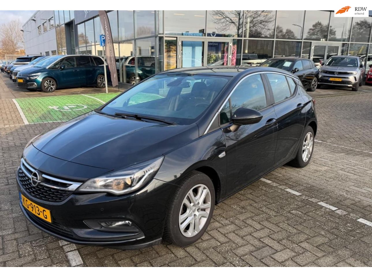 Opel Astra - 1.0 Business+ PSENSOR NAVI CRUISE 2 X SLEUTELS - AutoWereld.nl