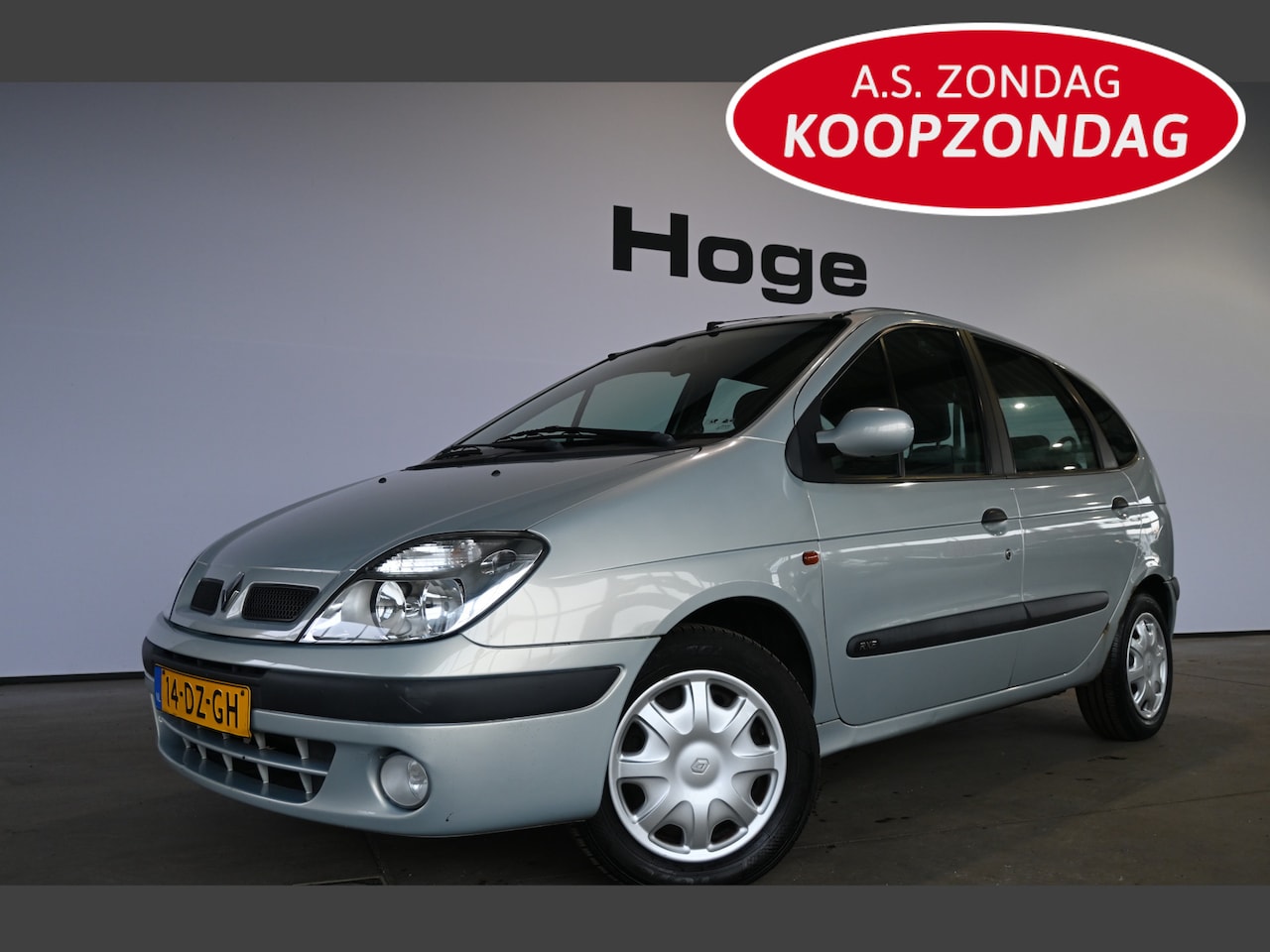 Renault Scénic - 1.6-16V RXE Automaat Airco Trekhaak APK tot 16-02-2027! Inruil Mogelijk! - AutoWereld.nl