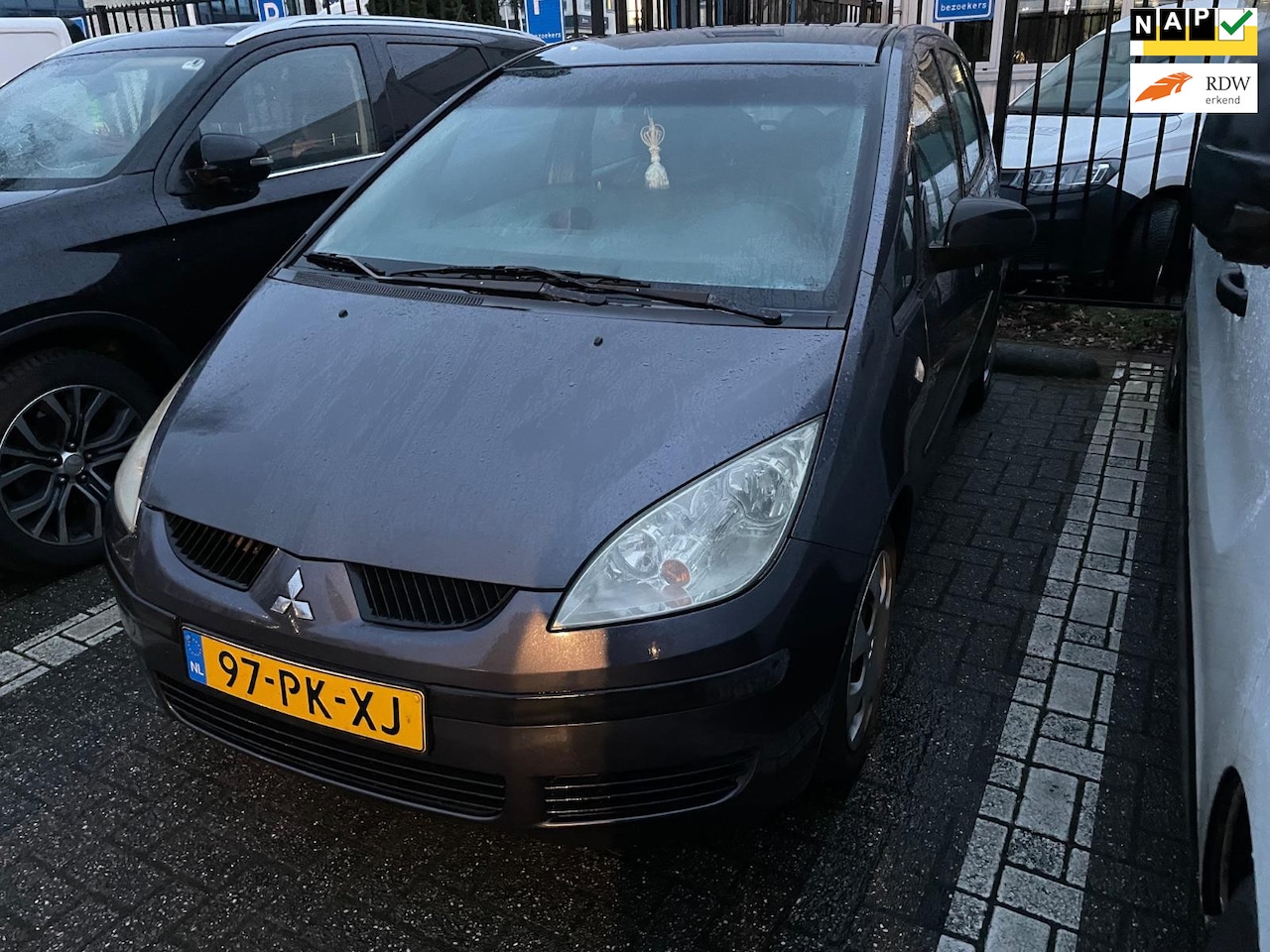 Mitsubishi Colt - €1850,-1.3 Invite Automaat Aircondition Katalysator - AutoWereld.nl