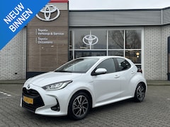 Toyota Yaris - 1.5 HYBRID DYNAMIC KEYLESS 16"LM-VELGEN NAVI LED APPLE/ANDROID CAMERA AD-CRUISE NL-AUTO