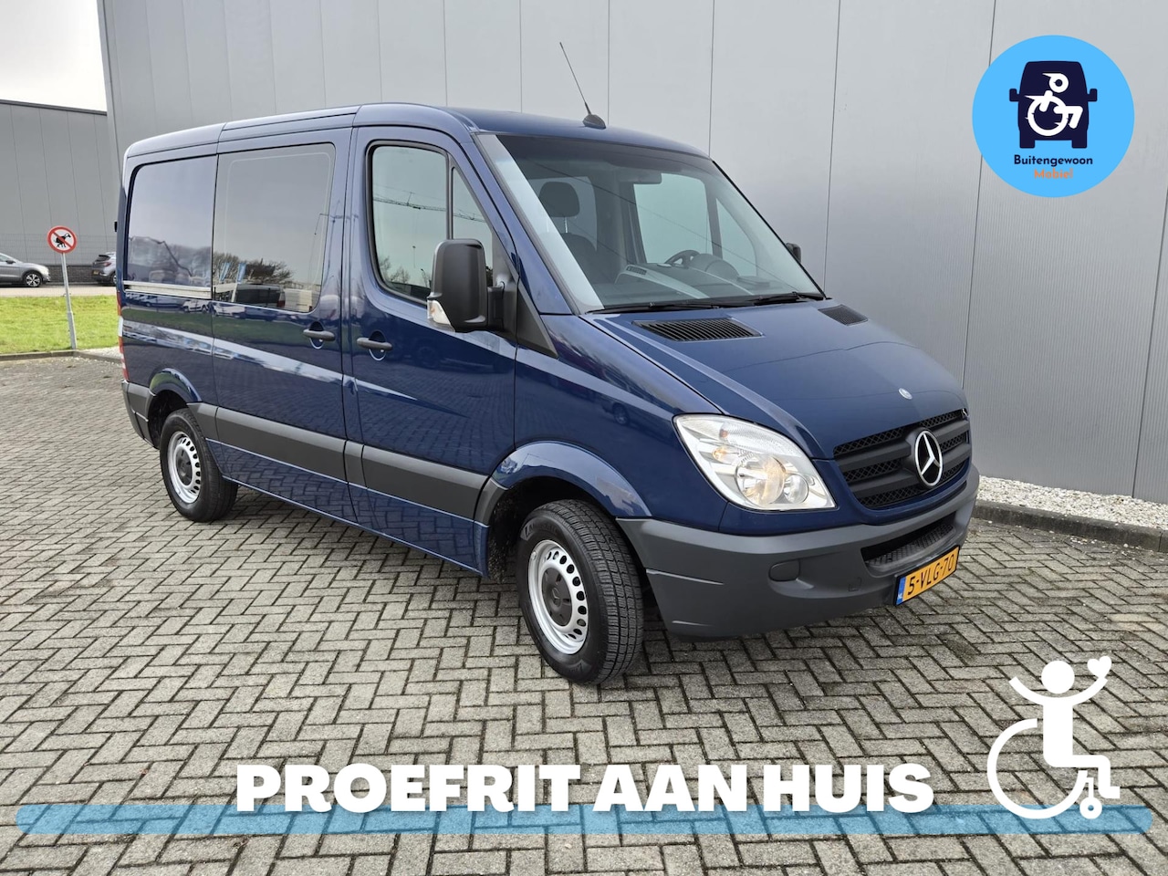 Mercedes-Benz Sprinter - 210 Rolstoelbus | airco | automaat - AutoWereld.nl