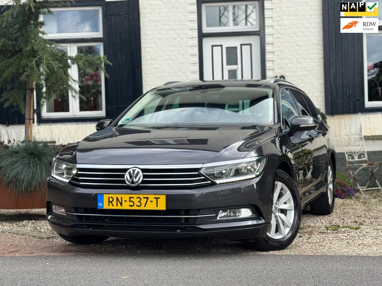 Volkswagen Passat Variant - 1.4 TSI Comfortline Business|Adaptive Cruise|Trekhaak| - AutoWereld.nl