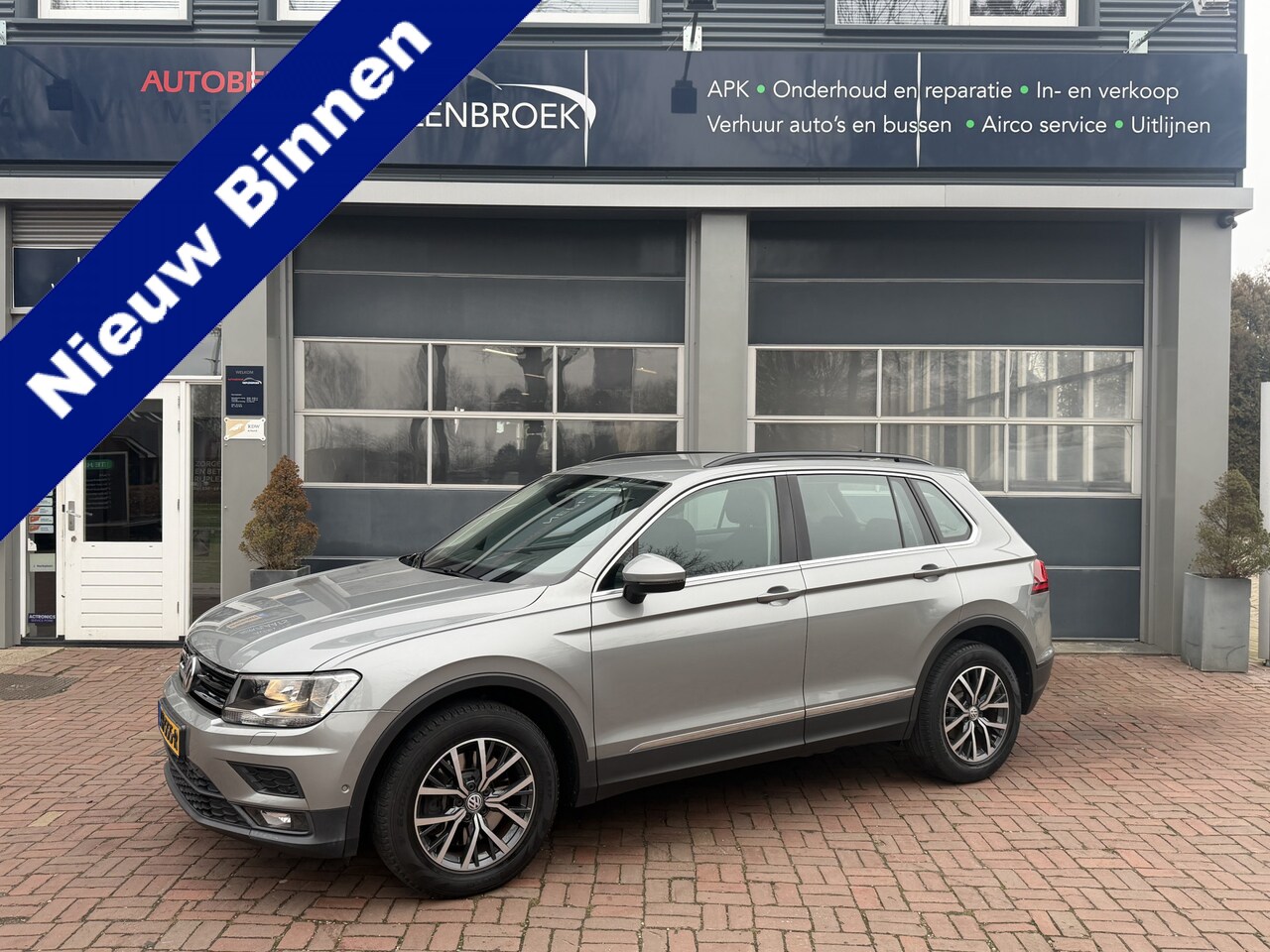 Volkswagen Tiguan - 2.0 TSI 4Motion Highline automaat Virtual cockpit trekhaak 4x4 trekgewicht 2500kg !! - AutoWereld.nl