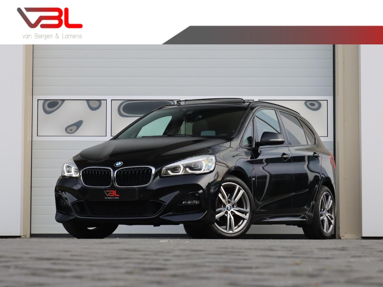 BMW 2-serie Active Tourer - 220i High Executive M-sport | Uniek!! - AutoWereld.nl