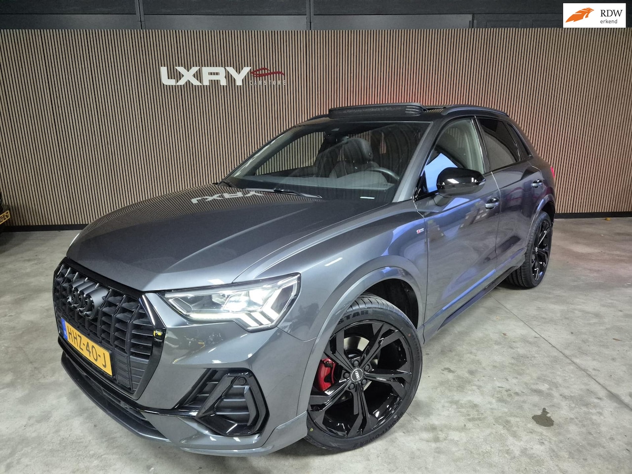 Audi Q3 - 35 TFSI S edition | Clima| Pano | Camera | Navi | Stoelverwarming | - AutoWereld.nl