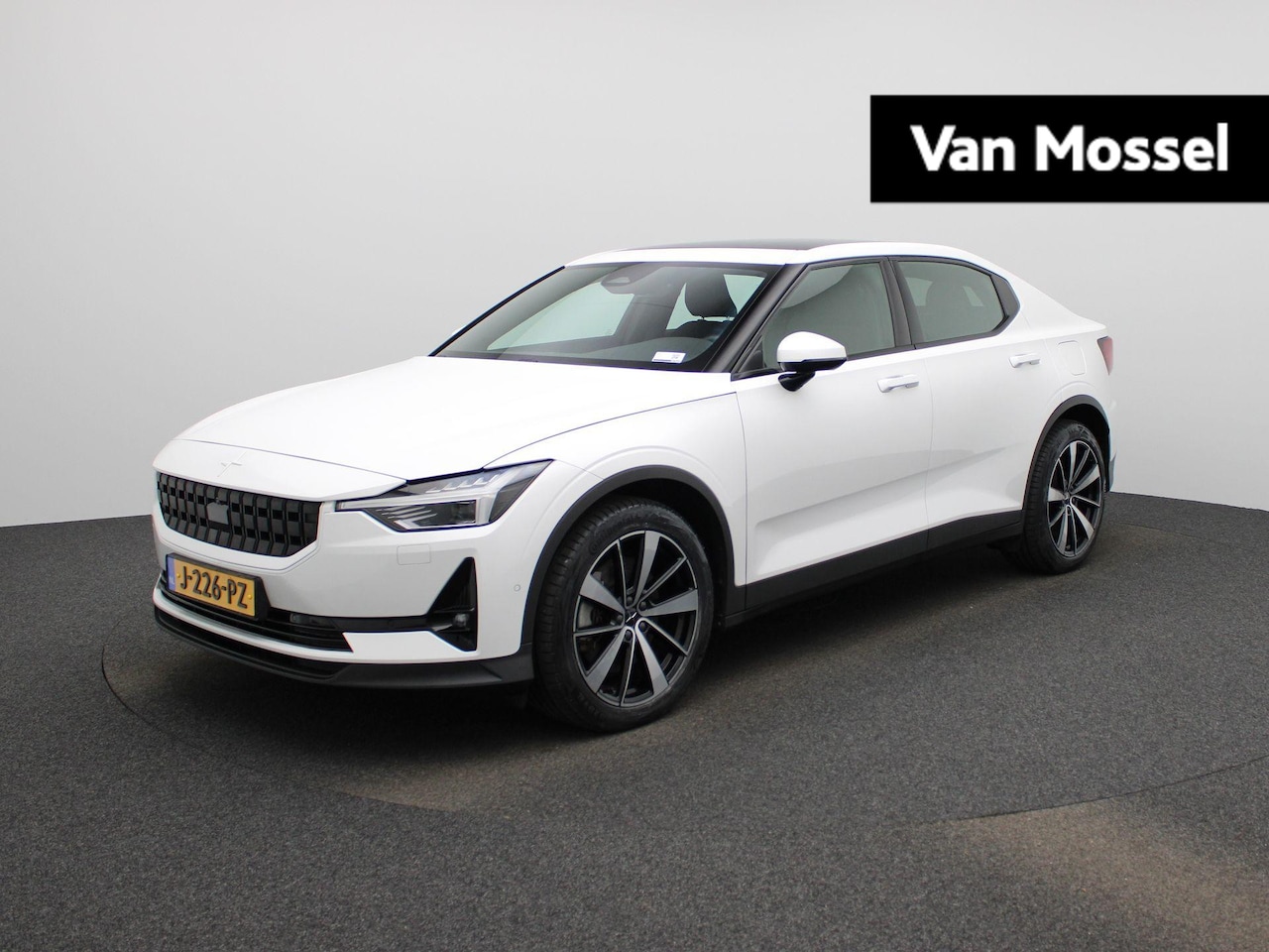 Polestar 2 - Long Range Dual Motor Launch Edition 78kWh | Panoramadak | 360 Camera | Apple Carplay/Andr - AutoWereld.nl