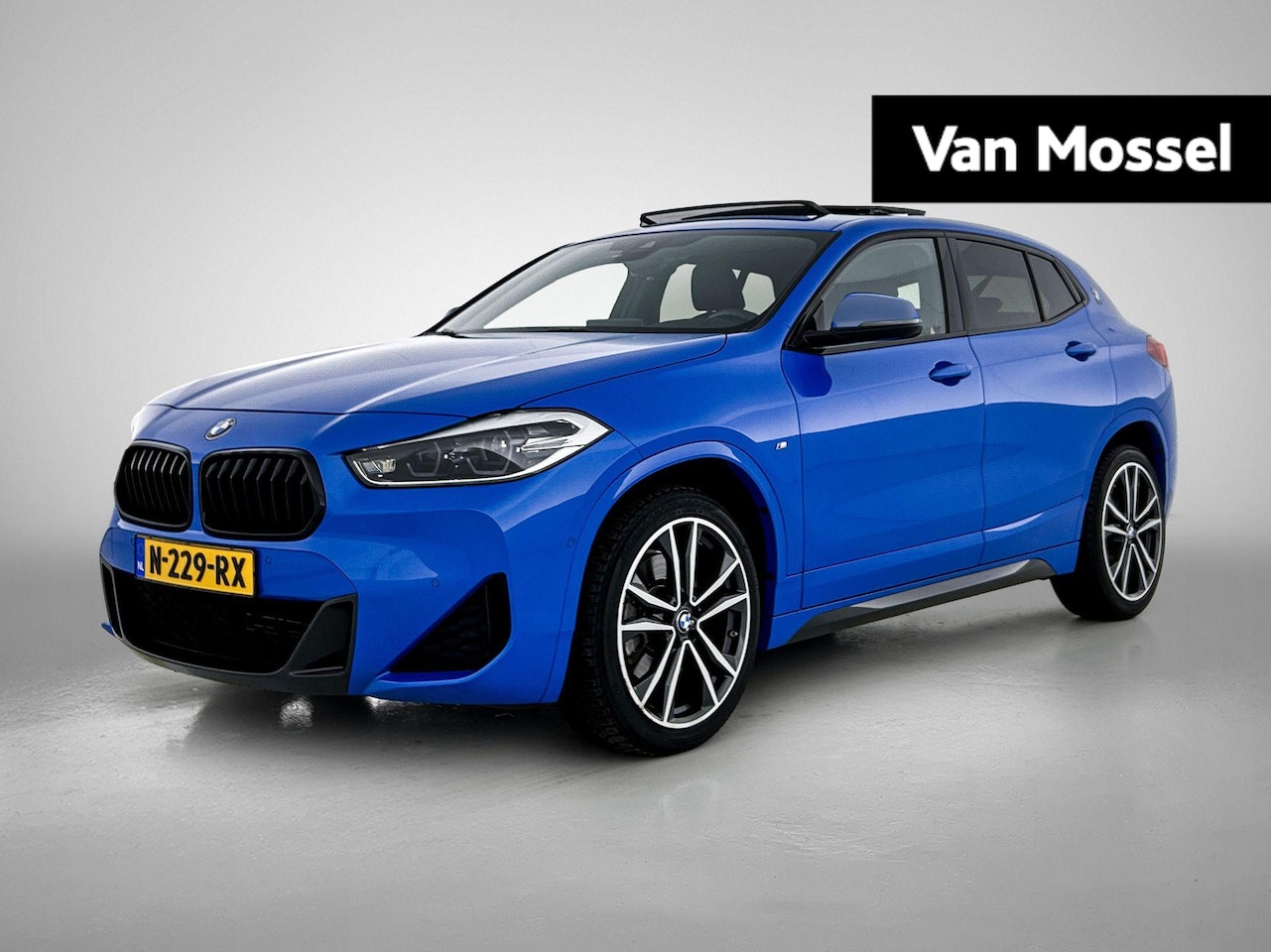 BMW X2 - sDrive20i High Executive | AUTOMAAT | NAVIGATIE | M- SPORT| ELEKTRISCH PANORAMA-DAK | LED - AutoWereld.nl