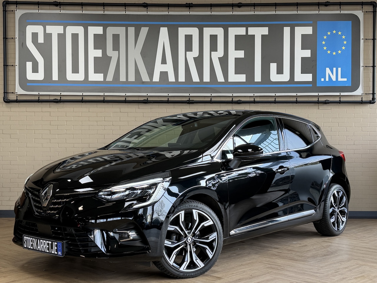 Renault Clio - 1.0 TCe 92pk Aut | Intens | Groot Navi | Bose | 17" | Dode hoek | 360 | Stoel & Stuur verw - AutoWereld.nl