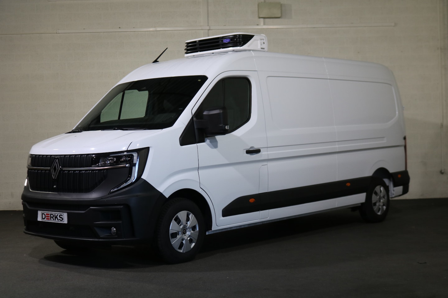 Renault Master - 2.0 dCi 150pk L3 H2 Koelwagen Xarios 350 -20 Graden - AutoWereld.nl