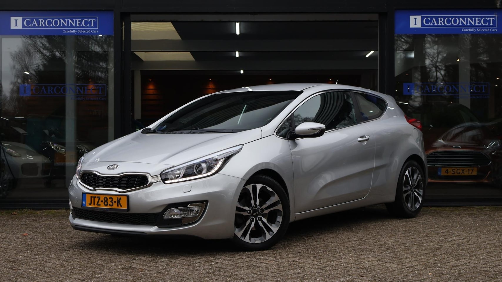 Kia Pro cee'd - 1.6 GDI Super Pack 135pk|Full-options|Nette auto. - AutoWereld.nl