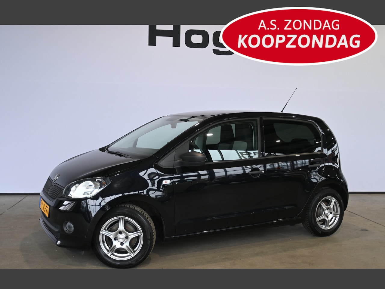 Skoda Citigo - 1.0 Greentech Arctic Airco Navigatie Lichtmetaal Goed Onderhouden! Inruil Mogelijk! - AutoWereld.nl