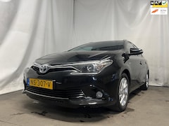 Toyota Auris Touring Sports - 1.8 Hybrid Business Plus - Schade
