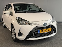 Toyota Yaris - 1.5 Hybrid Active AUTOMAAT Rijklaar + 12 maanden Bovag-garantie Henk Jongen Auto's in Helm