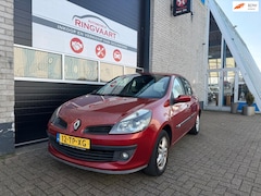 Renault Clio - 1.4-16V Exception Met Jaar APK