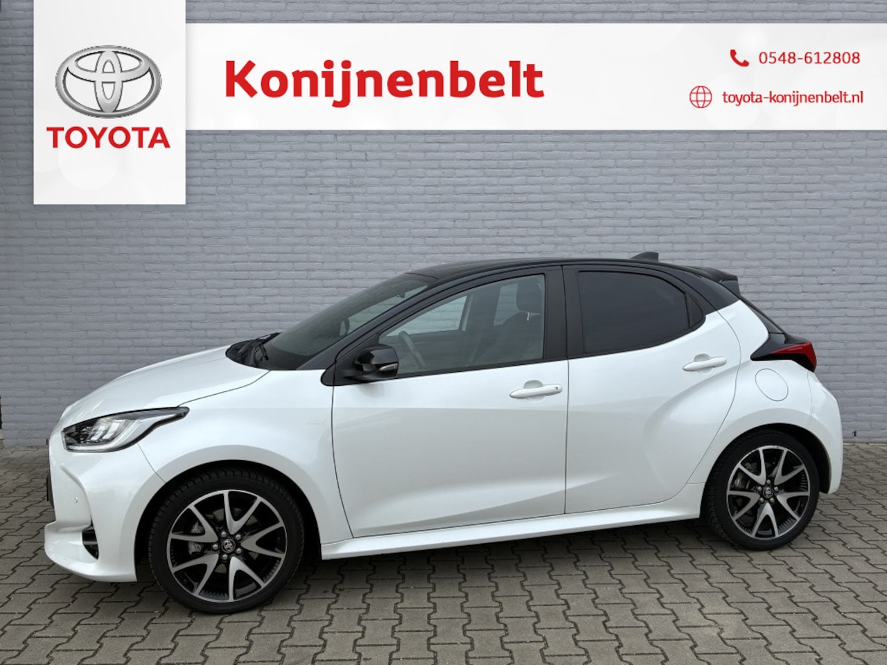Toyota Yaris - 1.5 Hybrid Executive Automaat | Trekhaak | Navi | NL auto - AutoWereld.nl