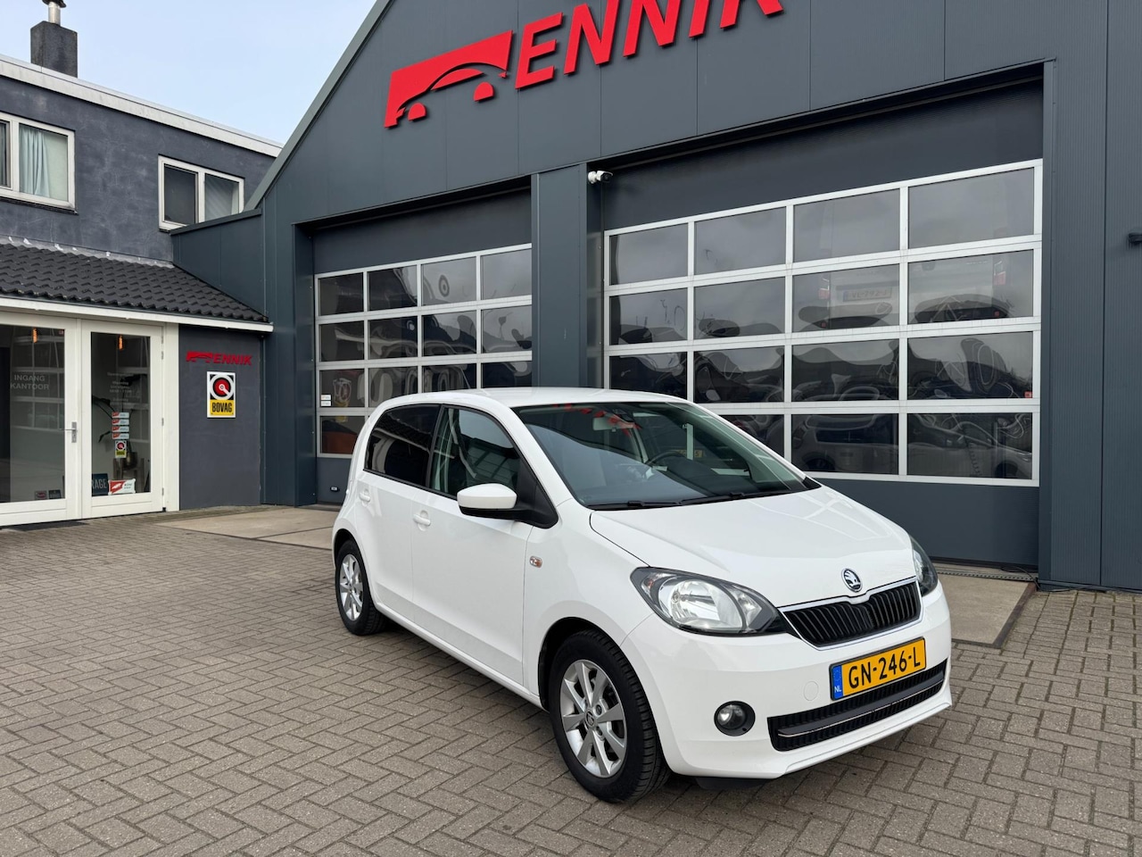 Skoda Citigo - 1.0 Greentech Edition / Navi / Cruise / Tel / Trekhaak ! . - AutoWereld.nl