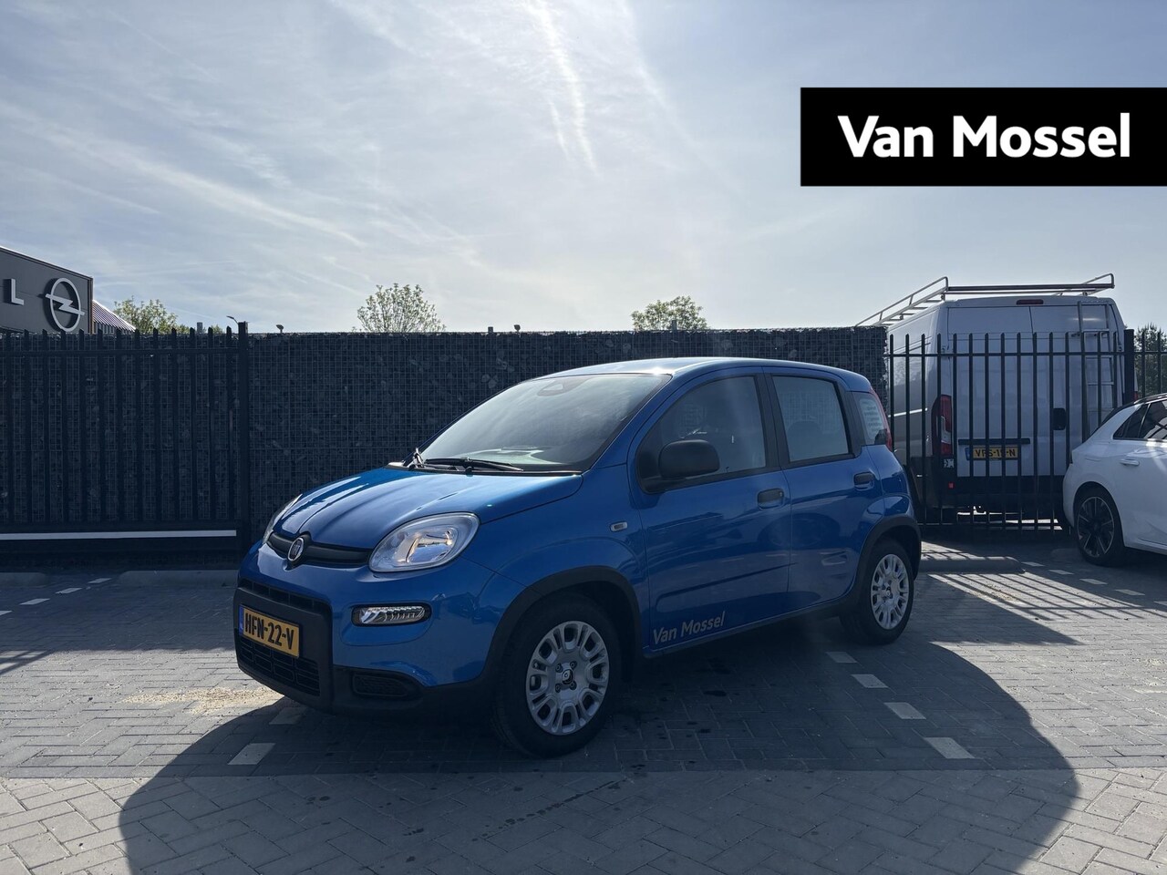 Fiat Panda - 1.0 Hybrid City | DEMO Sale | Vraag naar actuele tellerstand - AutoWereld.nl
