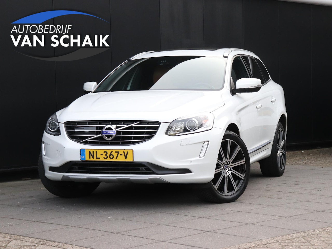 Volvo XC60 - 2.0 T5 R-Design | LEDER | MEMORY | PANO-DAK | CAMERA | NAVI | CRUISE | STOELVERW. | - AutoWereld.nl