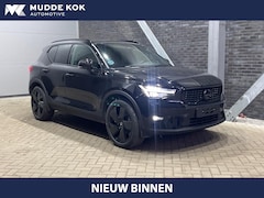 Volvo XC40 - B3 Ultra Black Edition | Panoramadak | Trekhaak | 360° Camera | ACC | Stoel+Stuurverwarmin