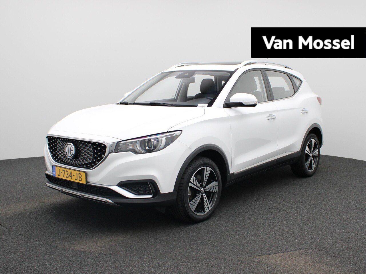 MG ZS - Luxury 45 kWh - AutoWereld.nl