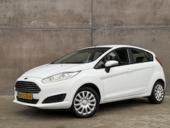 Ford Fiesta - 1.0 White Edition Navigatie | Riem vervangen | Cruise control | Airco | 5 Deurs |