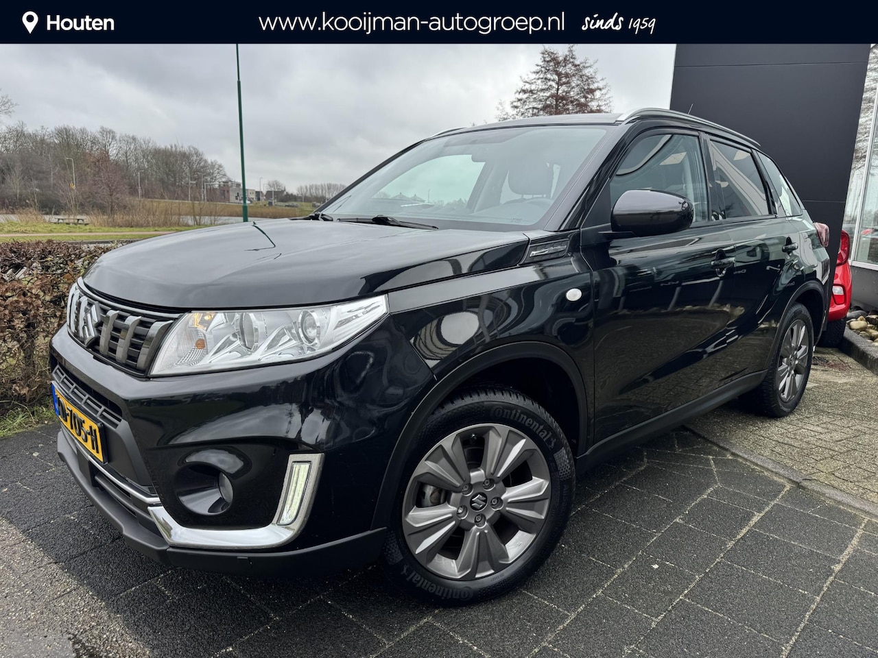 Suzuki Vitara - 1.0 Boosterjet Select Afneembare Trekhaak, All Season Banden, Stoelverwarming, Navigatie, - AutoWereld.nl