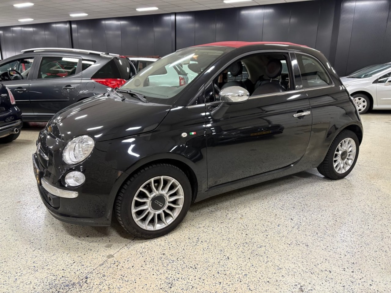 Fiat 500 - 0.9 TWINAIR Lounge Cabriolet Leder Multimedia - AutoWereld.nl