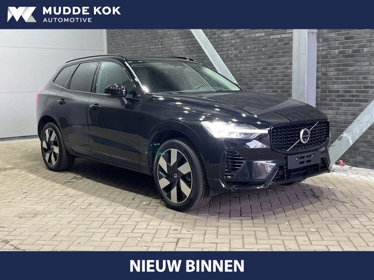 Volvo XC60 - 2.0 T8 Plug-in hybrid AWD Plus Dark | Panoramadak | Head-Up | 360° Camera | ACC | Stoel+St - AutoWereld.nl