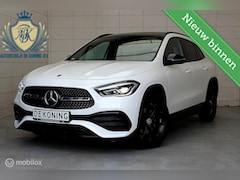 Mercedes-Benz GLA-Klasse - 200 4MATIC AMG Line PANO SFEER CAMERA