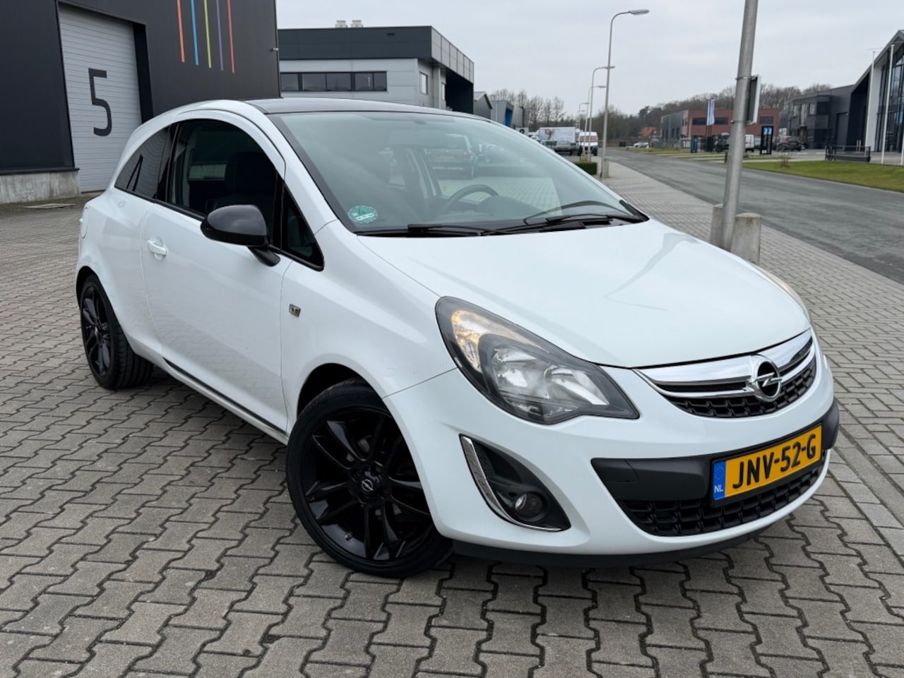 Opel Corsa - 1.4-16V SPORT - EDITION  apk 11-2026 - AutoWereld.nl