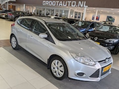 Ford Focus - 1.0 EcoBoost Trend Airco, Cruise Control, Trekhaak, Stuurbekrachtiging