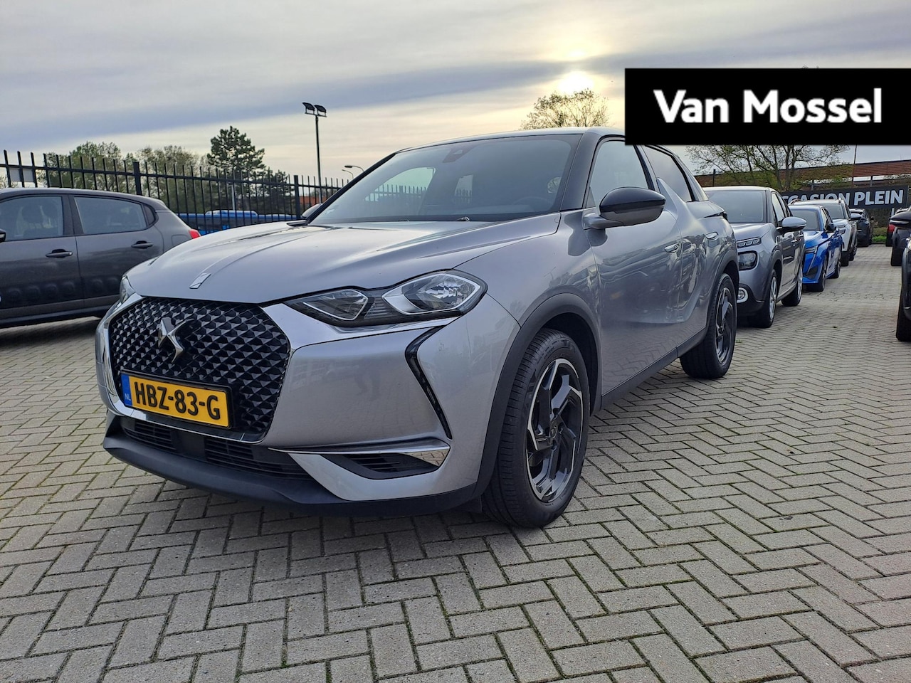 DS 3 Crossback - 1.2 Business | AUTOMAAT | Navigatie | Camera | Climate control - AutoWereld.nl