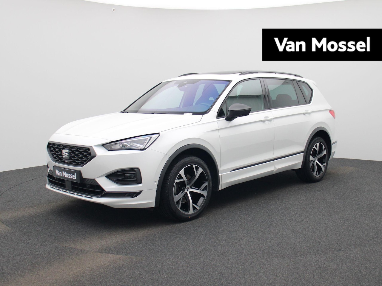 SEAT Tarraco - 1.5 TSI FR Business Intense | TREKHAAK | DAKKOFFER | PANO-SCHUIFDAK | CAMERA | STOEL-STUUR - AutoWereld.nl