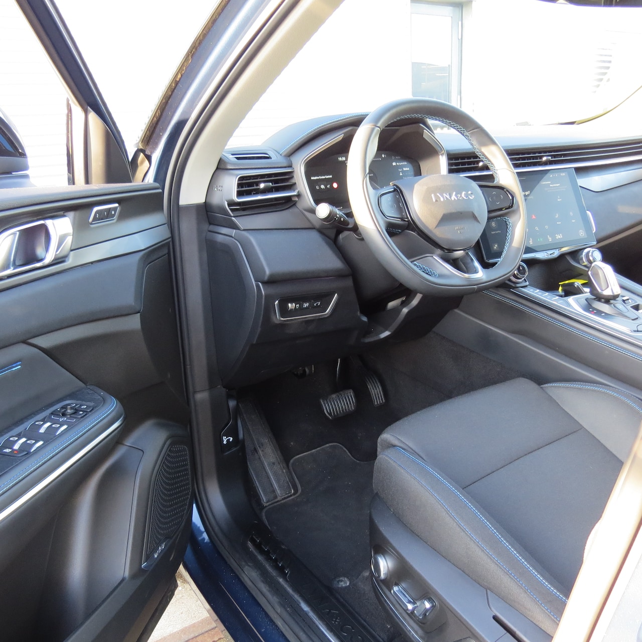 Lynk & Co 01 - 1.5 1.5 PHEV | 360 Camera | Pano | Infinity Sound